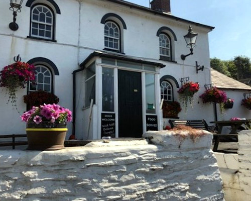 Three Horseshoes Inn